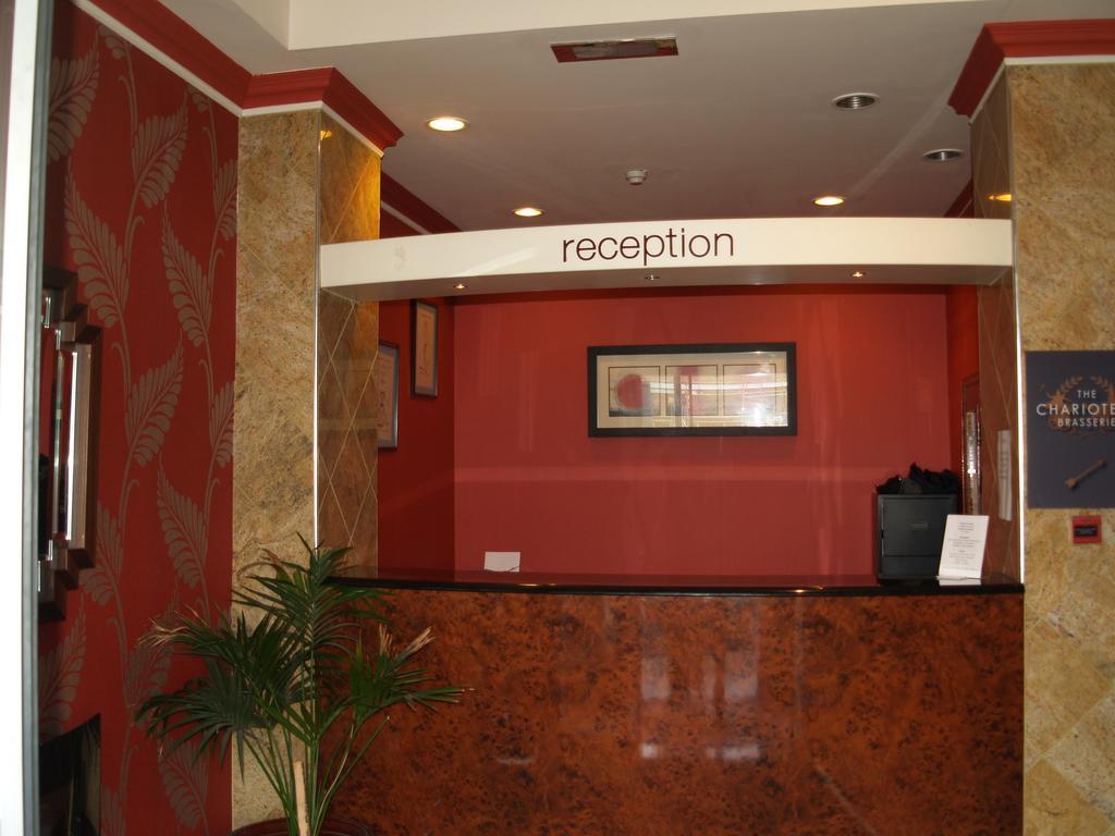 Antonine Hotel Falkirk Eksteriør bilde